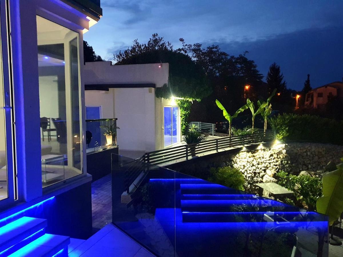 Penthouse Jacuzzi & Pool Apartmants Apartman Opatija