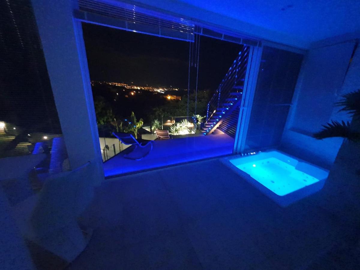 Penthouse Jacuzzi & Pool Apartmants Apartman Opatija