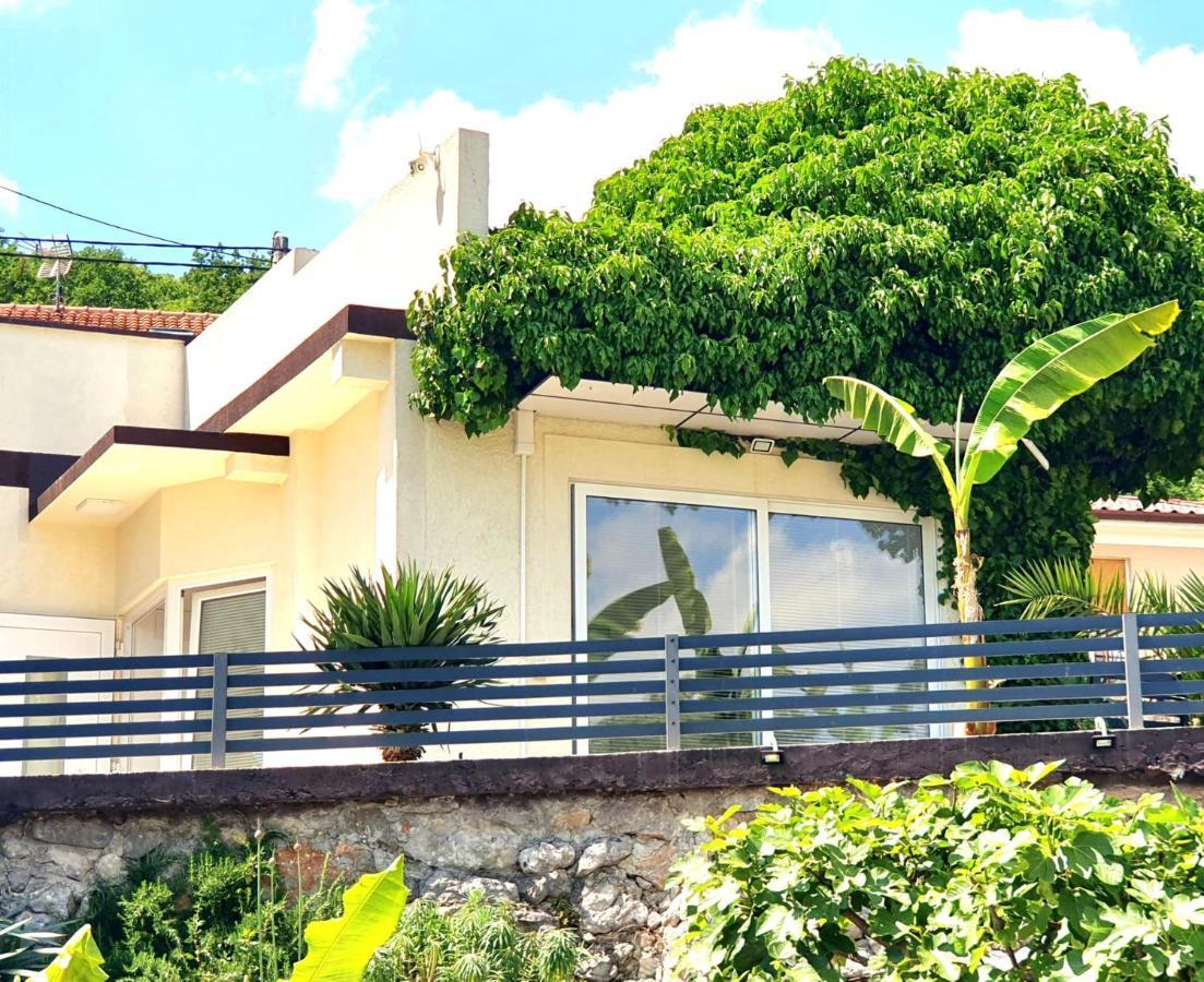 Penthouse Jacuzzi & Pool Apartmants Apartman *