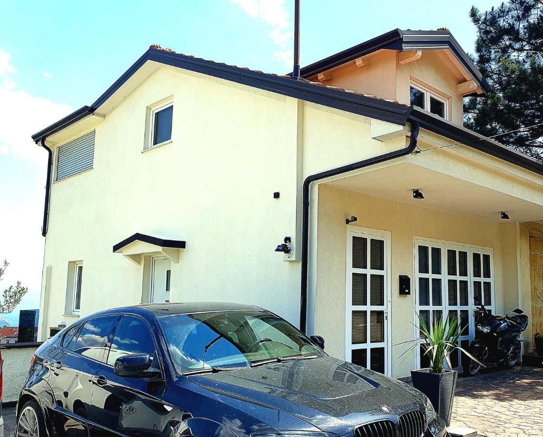 Penthouse Jacuzzi & Pool Apartmants Apartman